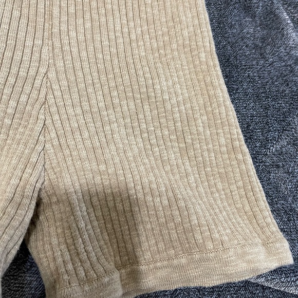 Biker short (ribbed knit) - Picture 2 of 2